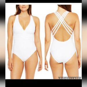 La Blanca goddess criss cross back one piece swimsuit. White. Size 12 NWT